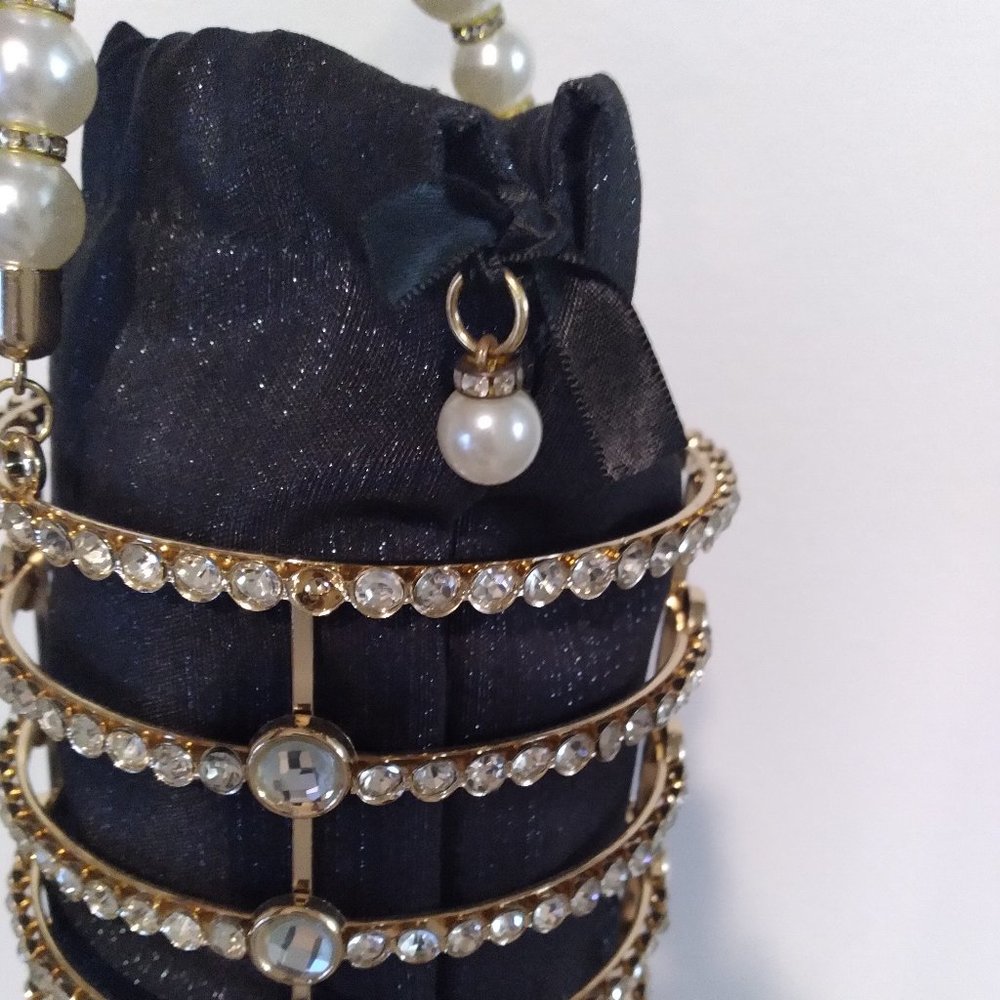 Evening Handbag Women Purses with Pearl Diamonds for Wedding, Prom, etc.